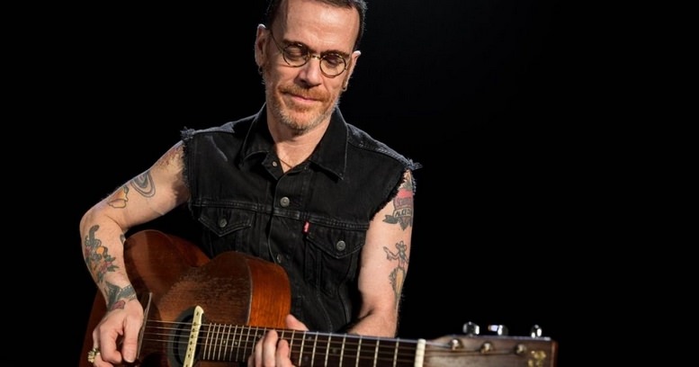 Nando Reis Critica Governo Bolsonaro: ‘Estamos à Mercê De Incompetentes’