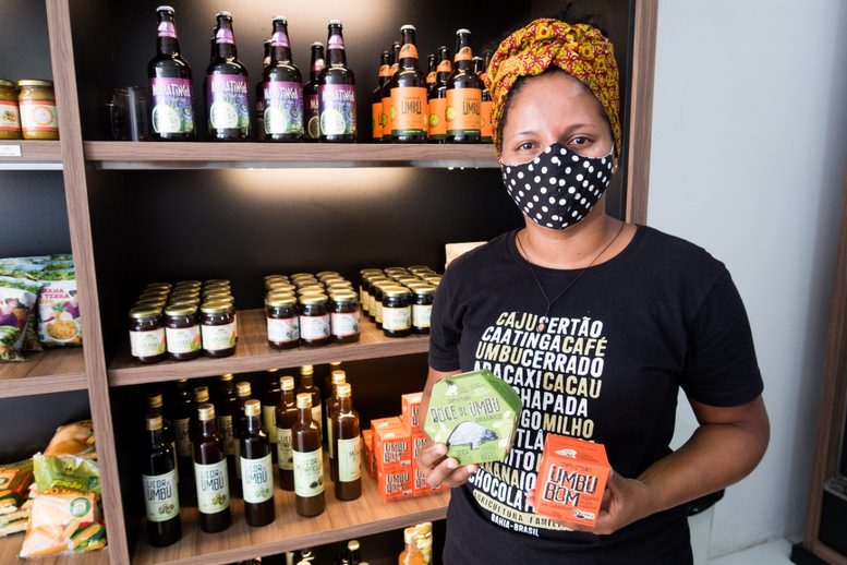 Produtos Feitos Com Frutos Dos Municípios De Canudos, Uauá e Curaçá Geram Renda Para Agricultores Familiares