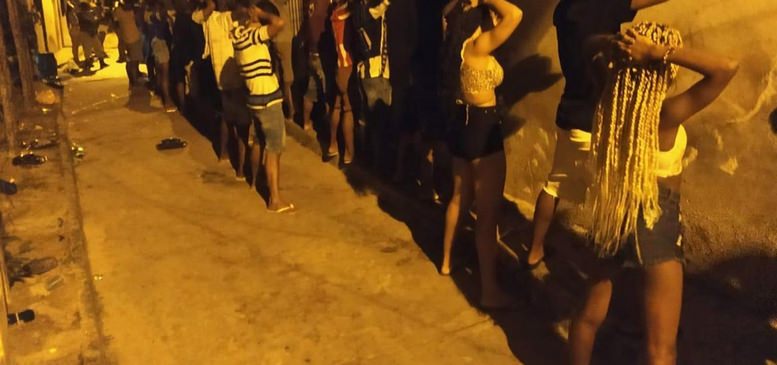 Festa De Paredão Com 150 Pessoas é Interrompida Pela PM Na Bahia