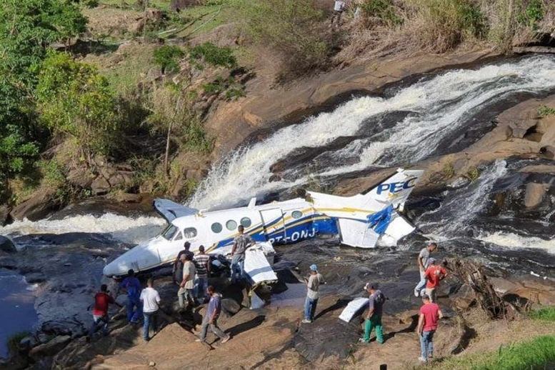 Urgente: Avião Em Que Marília Mendonça Viajava Cai Em Região De Minas Gerais