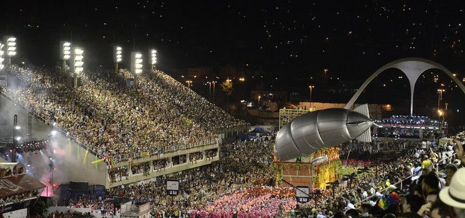 Comitê científico aprova carnaval no Rio e vacinação em crianças