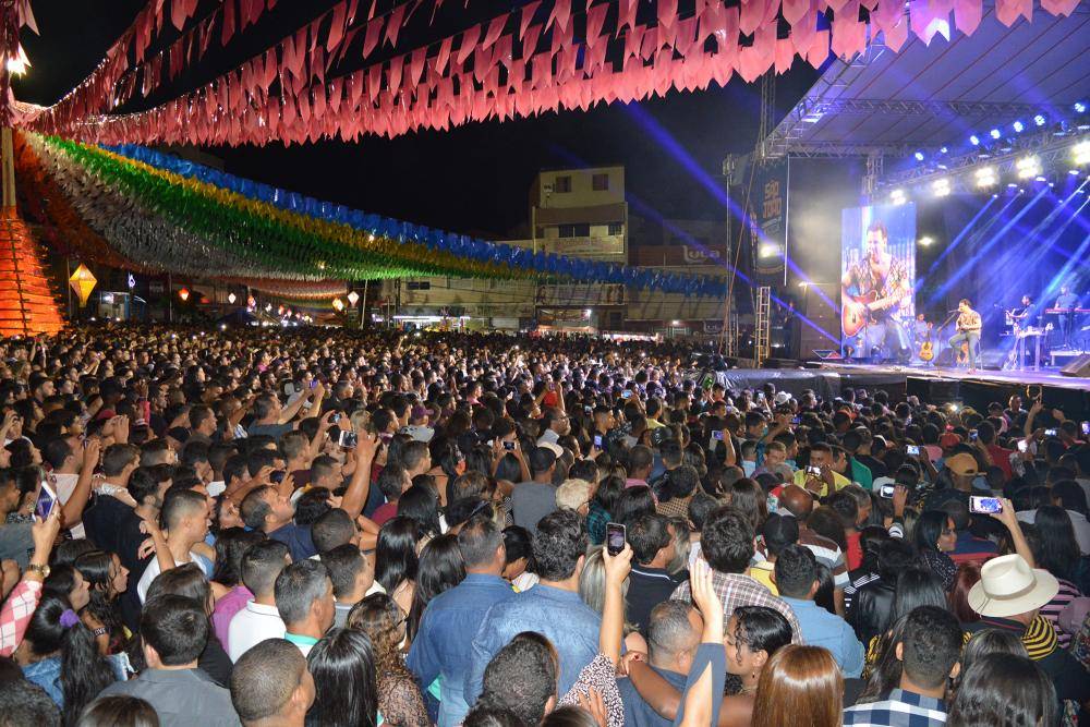 Decreto aumenta limite de público em eventos na Bahia