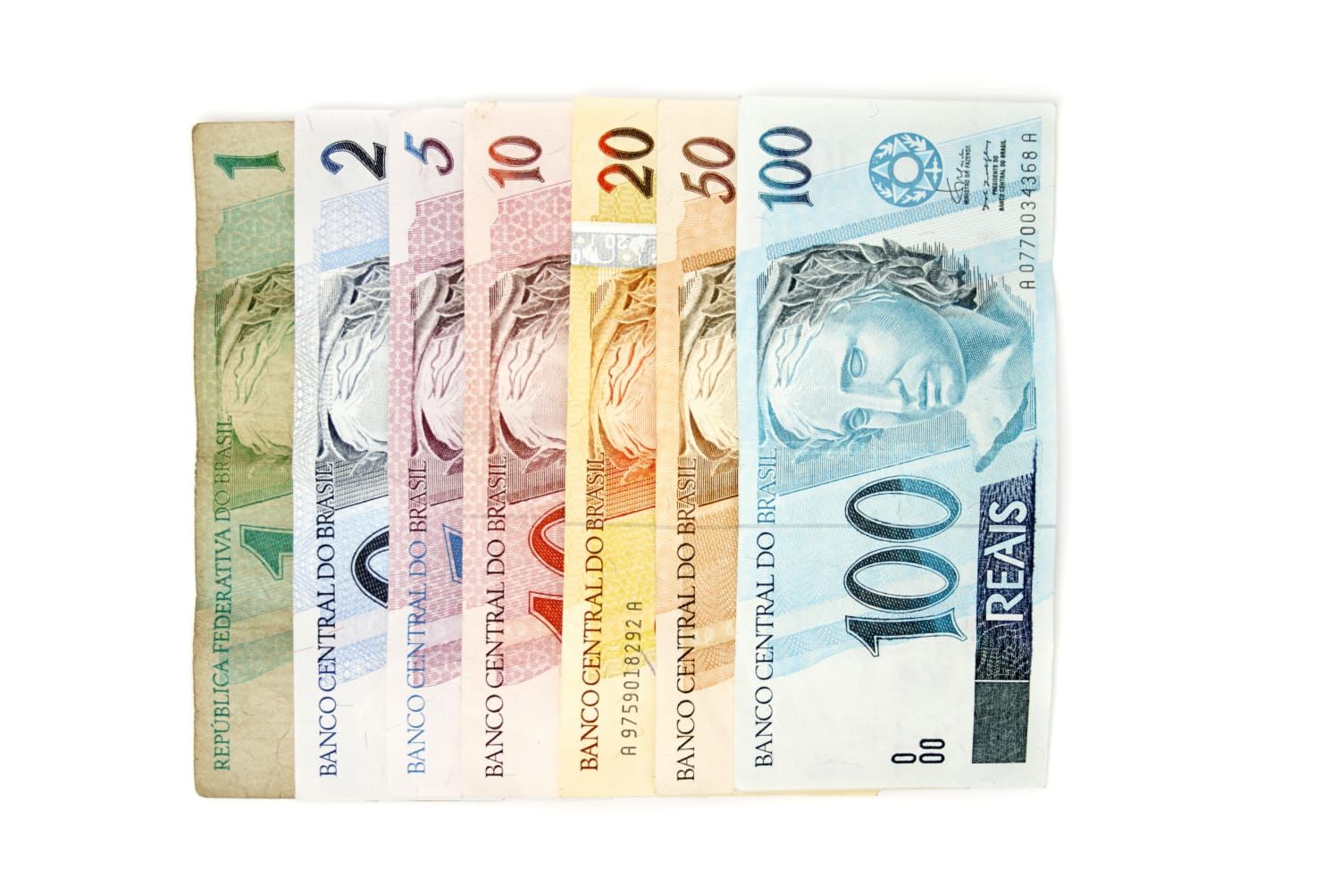 Inflação faz nota de R$ 100 valer apenas R$ 13,43 em 28 anos do Plano Real