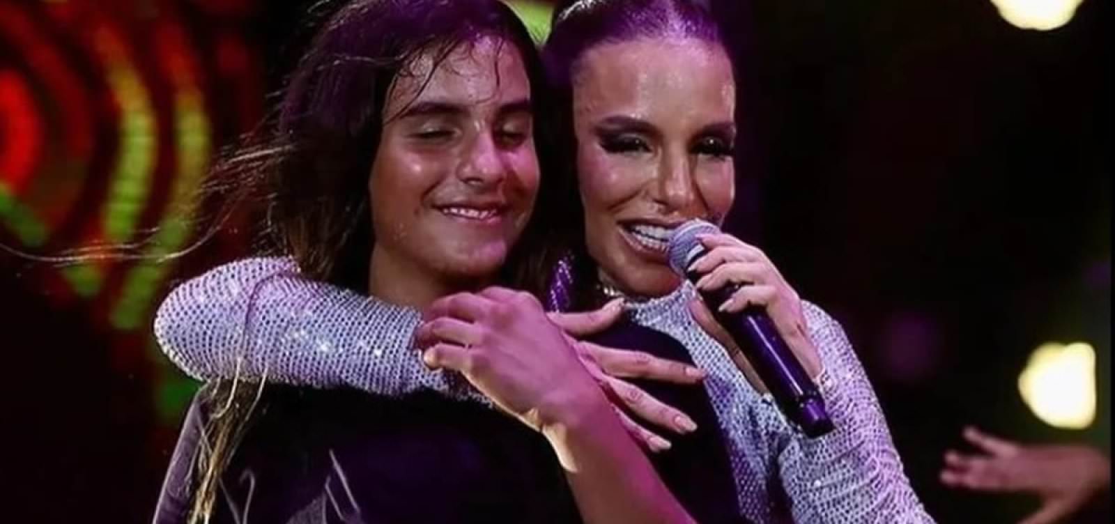 Aos 12 anos, filho de Ivete Sangalo se registra como músico no Ecad