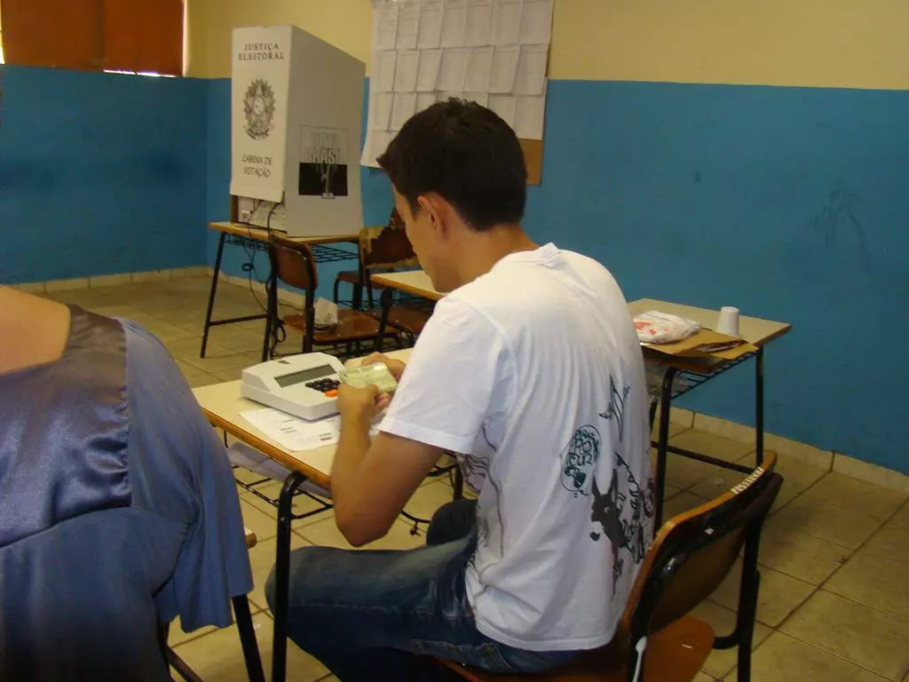 Justiça Eleitoral convoca mesários que vão trabalhar nas eleições
