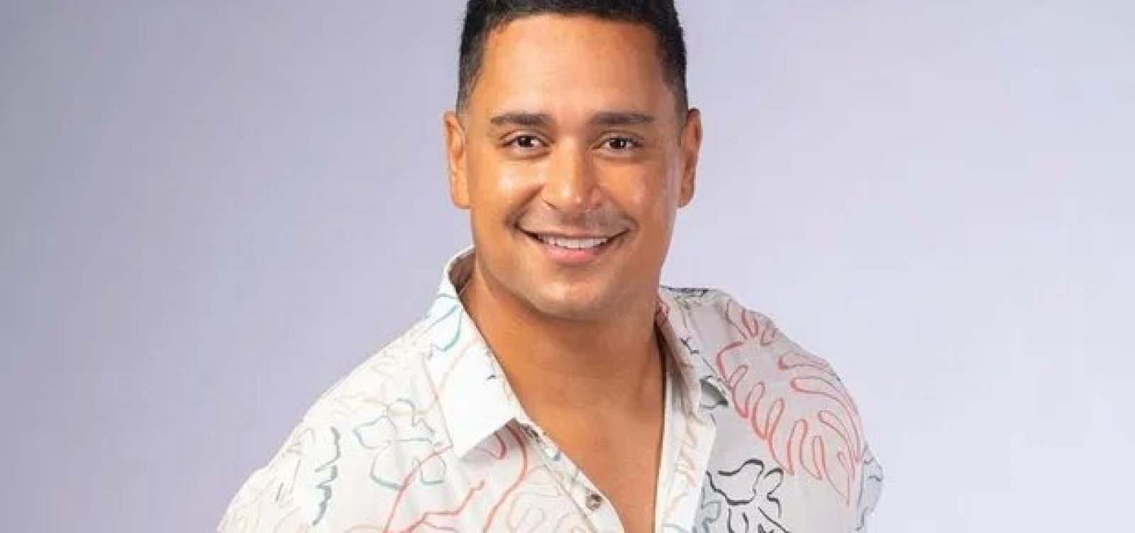 Xanddy anuncia fim do Harmonia do Samba e início de carreira solo