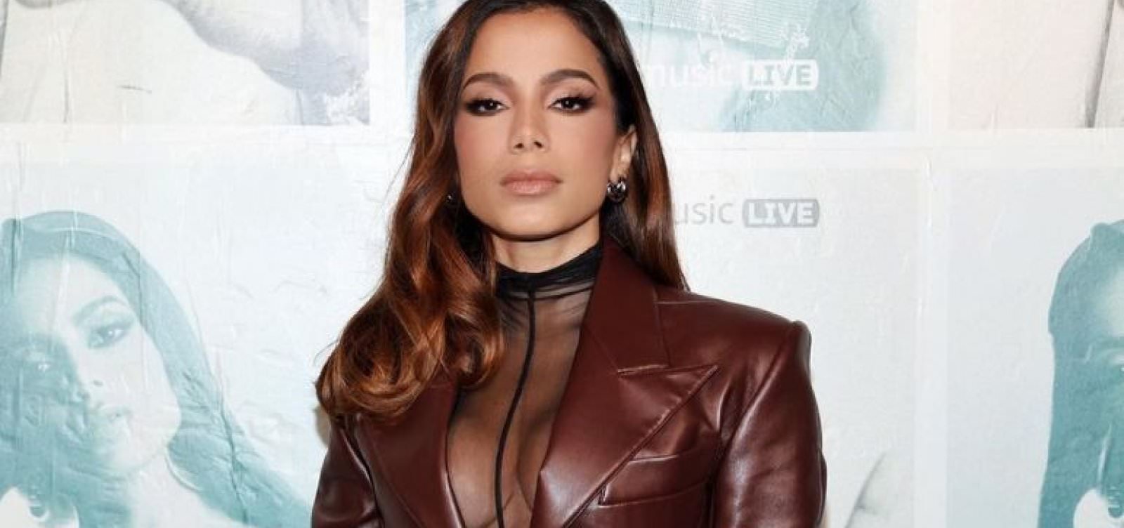 Anitta critica gravadora após postagem no Dia da Mulher