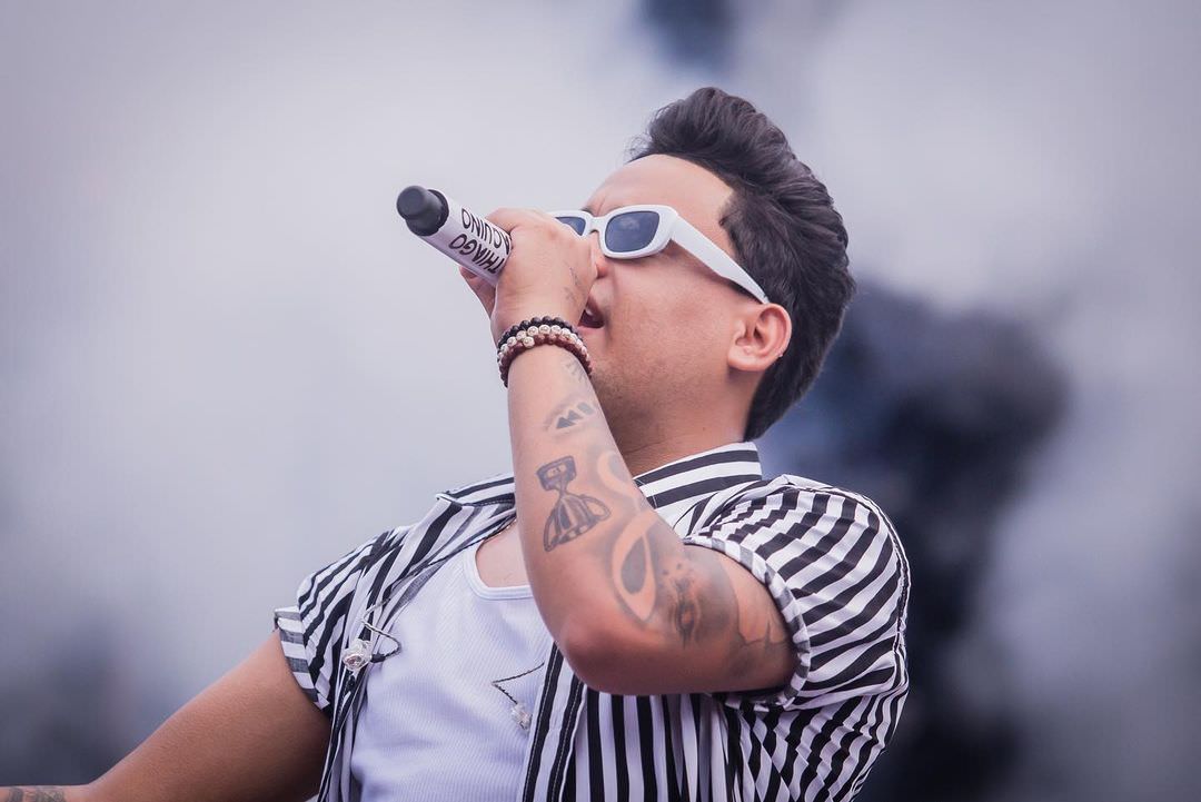 Thiago Aquino vai puxar arrastão na segunda-feira (24), pós-micareta