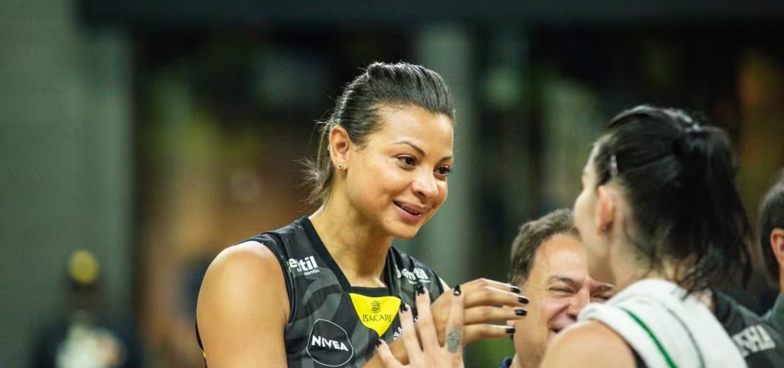 Aos 43 anos, morre Walewska Oliveira, ex-jogadora de vôlei e campeã olímpica