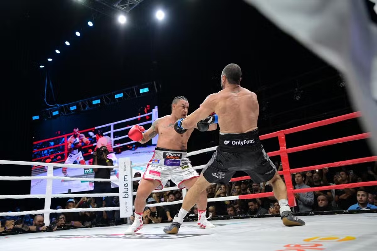 Popó nocauteia Bambam em 36 segundos e luta vira meme nas redes sociais: 'Nem deu tempo de suar'