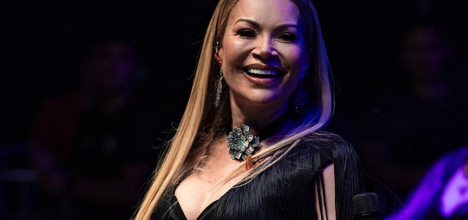Solange Almeida é submetida a cirurgia de emergência e cancela show na Bahia