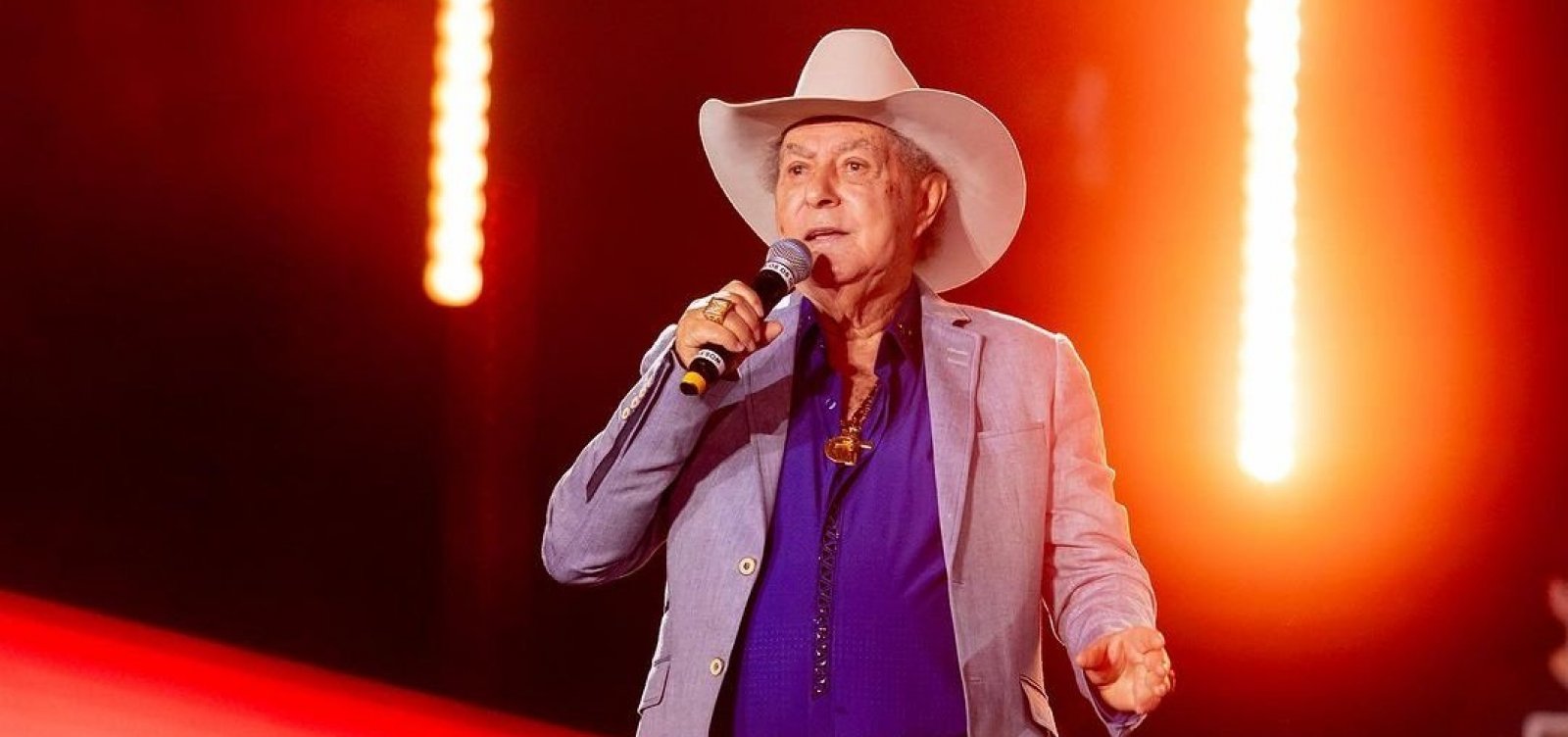 Cantor Milionário, da dupla com José Rico, sofre AVC e é internado em São Paulo