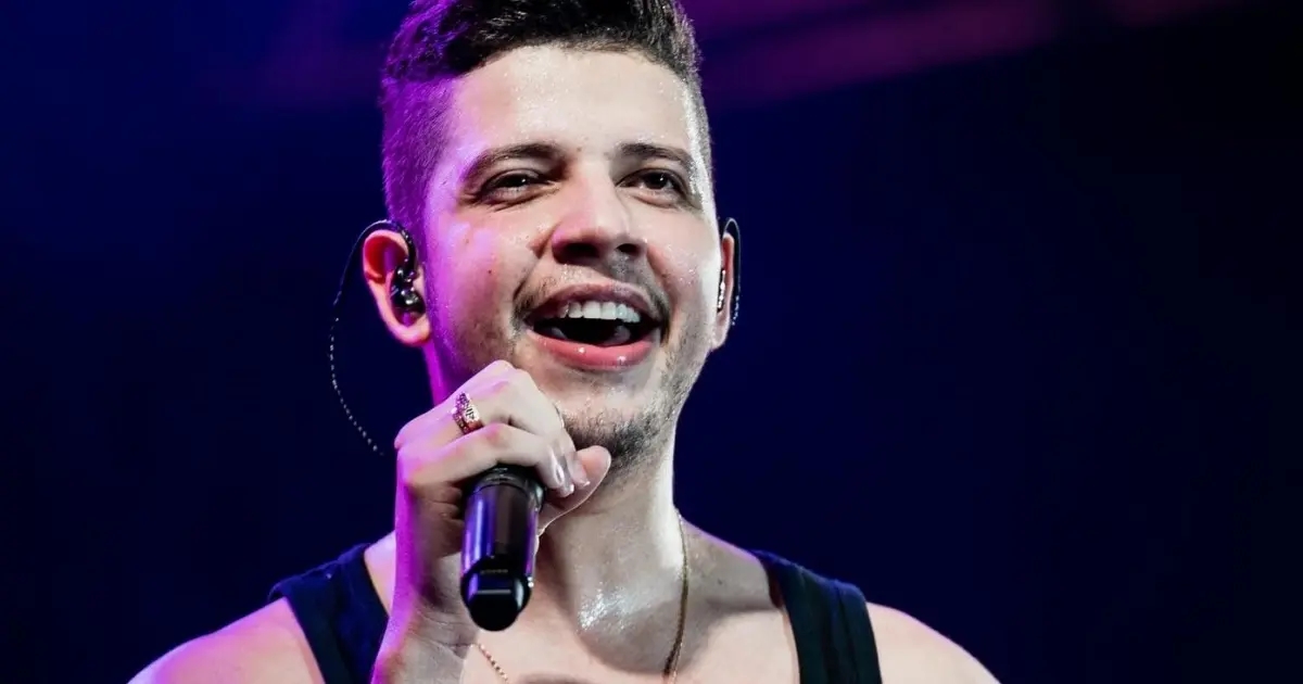 Equipe de Nadson O Ferinha desmente fake news sobre queda de avião: “Ele está bem, está descansando”