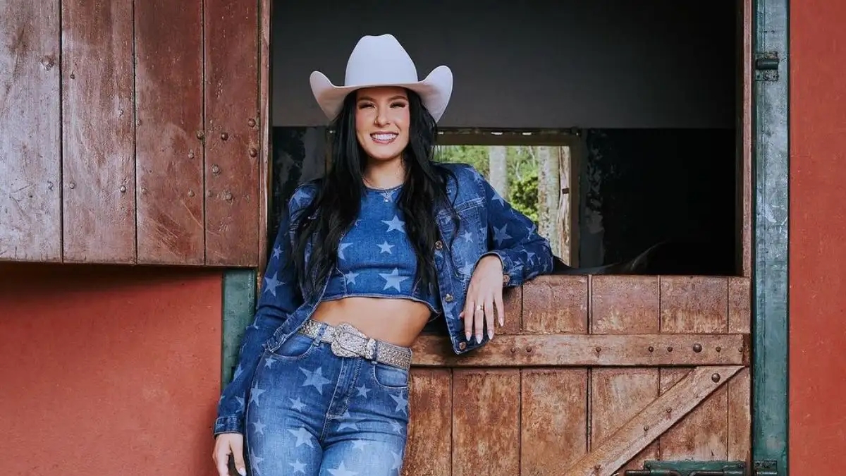 Prefeito de Jequié critica Ana Castela após show: 'Muito mal educada'