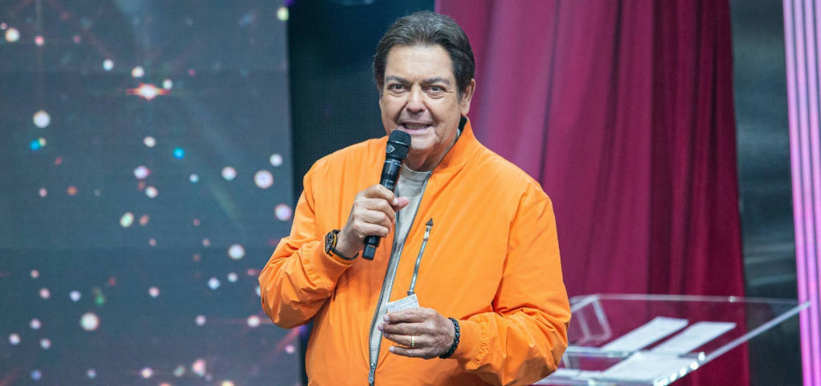 Faustão passa por transplante de fígado e novo transplante de rim em SP