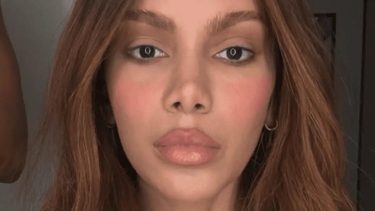 Anitta revela motivo de sua volta ao Brasil